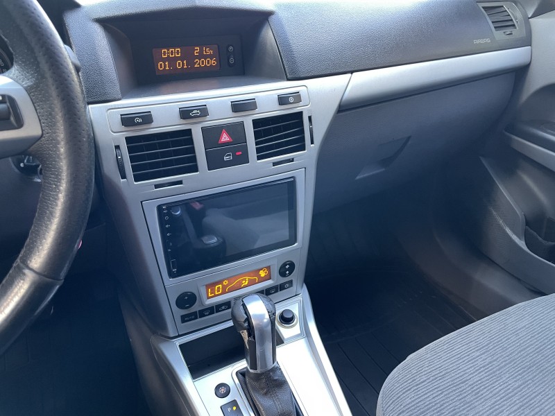 VECTRA 2.0 MPFI ELEGANCE 8V 140CV FLEX 4P AUTOMÁTICO - 2011 - CAXIAS DO SUL