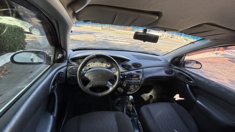 FOCUS 1.6 GL 8V GASOLINA 4P MANUAL - 2005 - BENTO GONçALVES