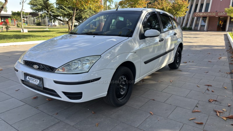 FOCUS 1.6 GL 8V GASOLINA 4P MANUAL - 2005 - BENTO GONçALVES