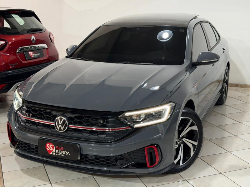 JETTA 2.0 16V TSI GLI 350 GASOLINA 4P AUTOMÁTICO - 2024 - CAXIAS DO SUL