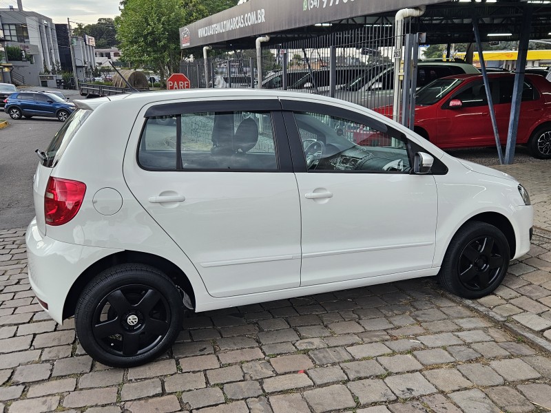 FOX 1.0 MI 8V FLEX 4P MANUAL - 2013 - CAXIAS DO SUL