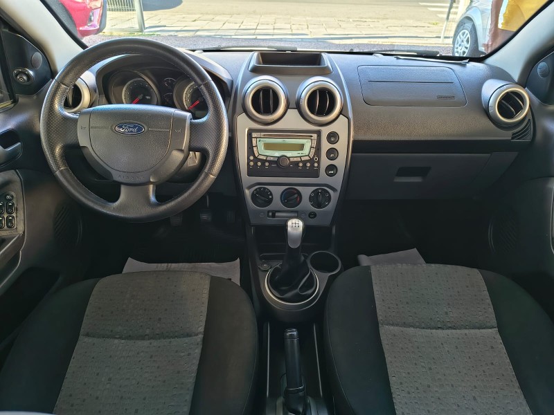 FIESTA 1.6 MPI FIRST SEDAN 8V FLEX 4P MANUAL - 2013 - CANELA