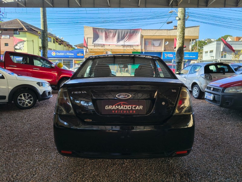 FIESTA 1.6 MPI FIRST SEDAN 8V FLEX 4P MANUAL - 2013 - CANELA