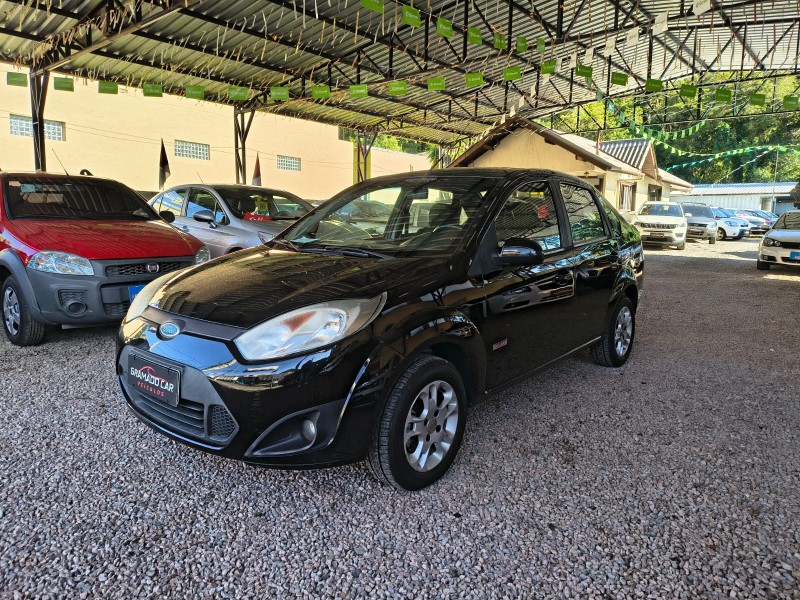 fiesta 1.6 mpi first sedan 8v flex 4p manual 2013 canela