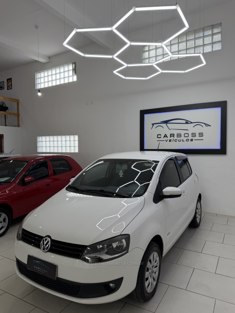 FOX 1.0 MI TREND 8V FLEX 4P MANUAL - 2014 - CAXIAS DO SUL