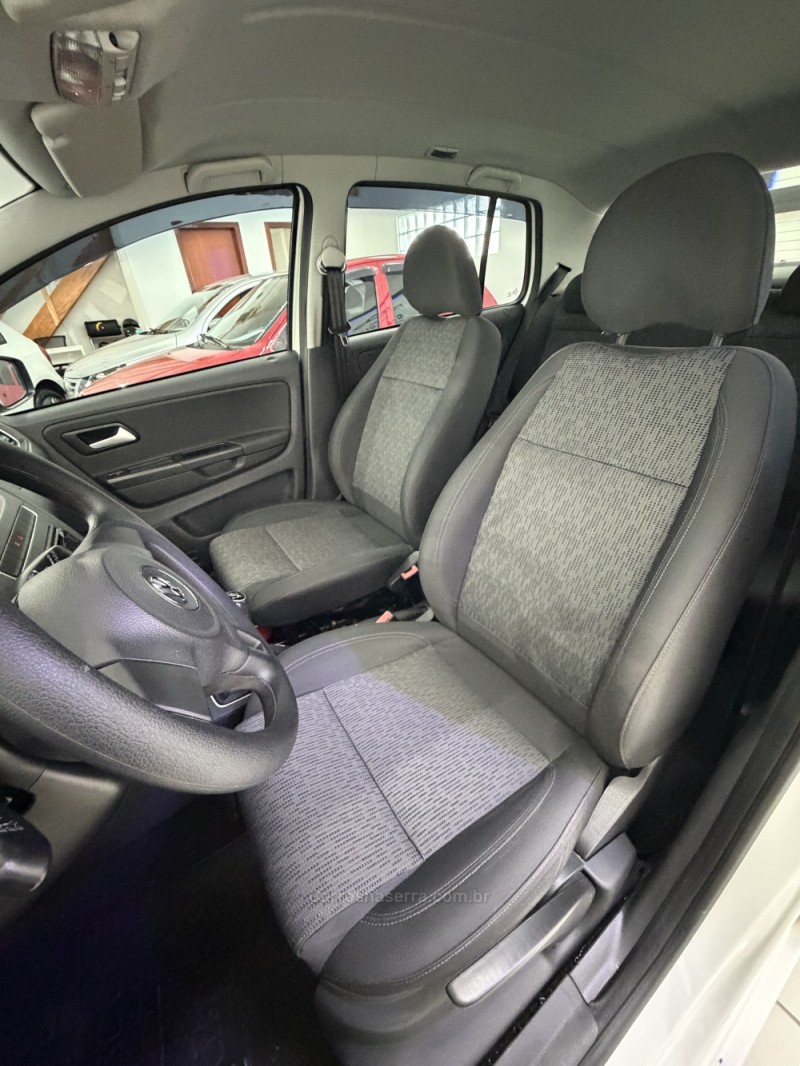 FOX 1.0 MI TREND 8V FLEX 4P MANUAL - 2014 - CAXIAS DO SUL