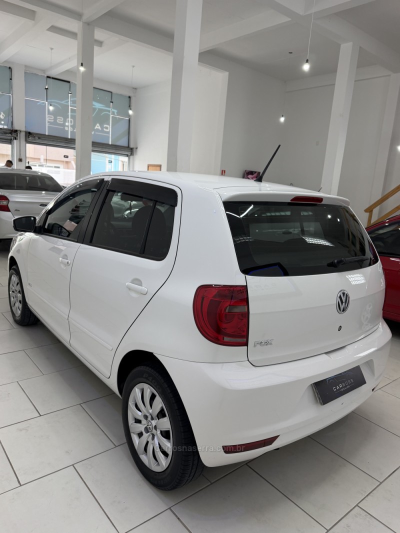 FOX 1.0 MI TREND 8V FLEX 4P MANUAL - 2014 - CAXIAS DO SUL