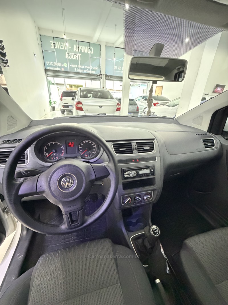 FOX 1.0 MI TREND 8V FLEX 4P MANUAL - 2014 - CAXIAS DO SUL