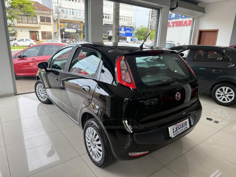 PUNTO 1.4 ATTRACTIVE 8V FLEX 4P MANUAL - 2014 - SãO LEOPOLDO