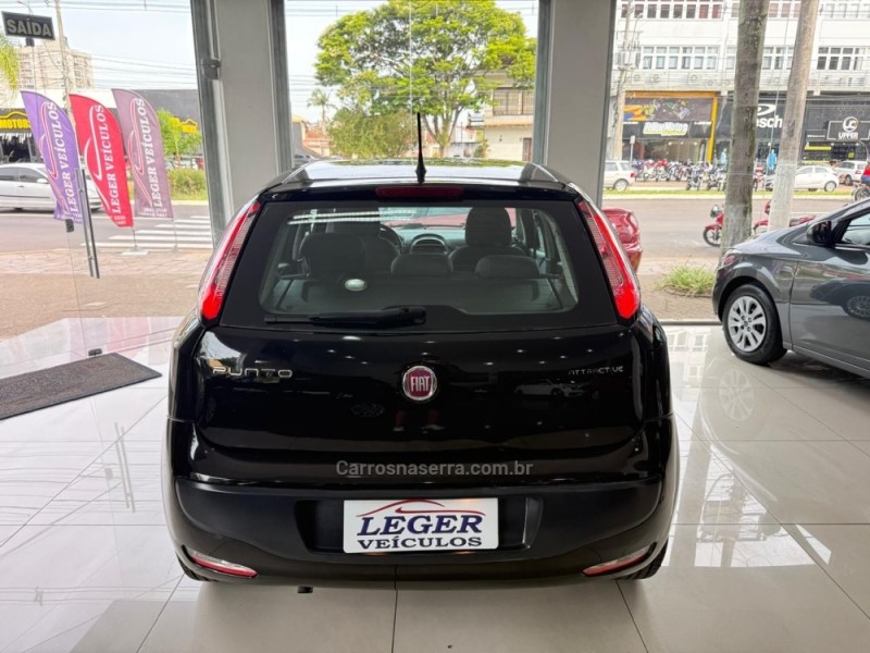 PUNTO 1.4 ATTRACTIVE 8V FLEX 4P MANUAL - 2014 - SãO LEOPOLDO