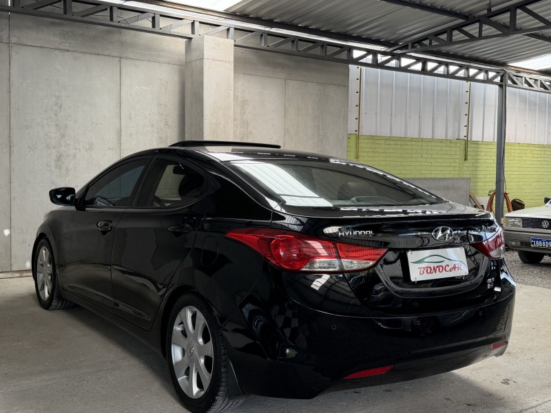ELANTRA 1.8 GLS 16V GASOLINA 4P AUTOMÁTICO - 2013 - CAXIAS DO SUL