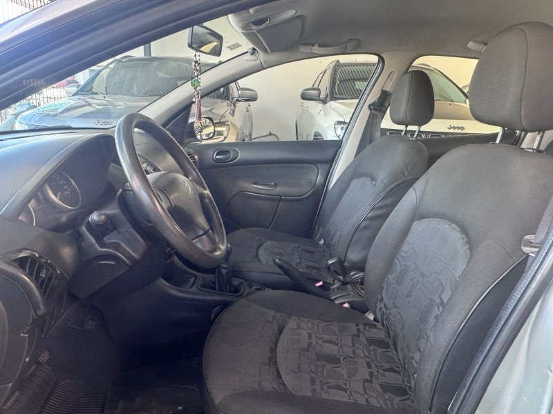 207 1.4 XR PASSION 8V FLEX 4P MANUAL - 2009 - CAXIAS DO SUL