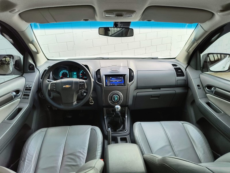 S10 2.4 LTZ 4X2 CD 8V FLEX 4P MANUAL - 2013 - CAXIAS DO SUL