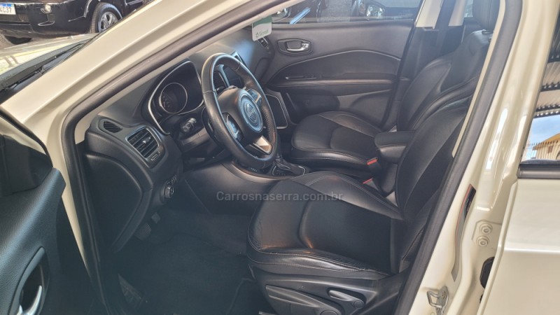COMPASS 2.0 16V DIESEL LONGITUDE 4X4 AUTOMÁTICO - 2018 - CAXIAS DO SUL