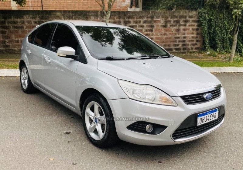 FOCUS 1.6 GLX SIGMA 16V FLEX 4P MANUAL - 2013 - FARROUPILHA