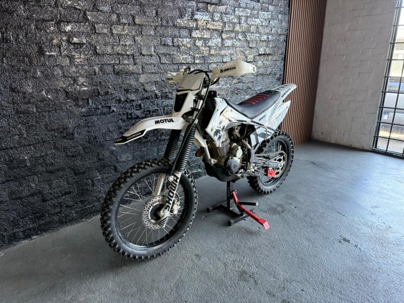 CRF 230F  - 2014 - CAXIAS DO SUL