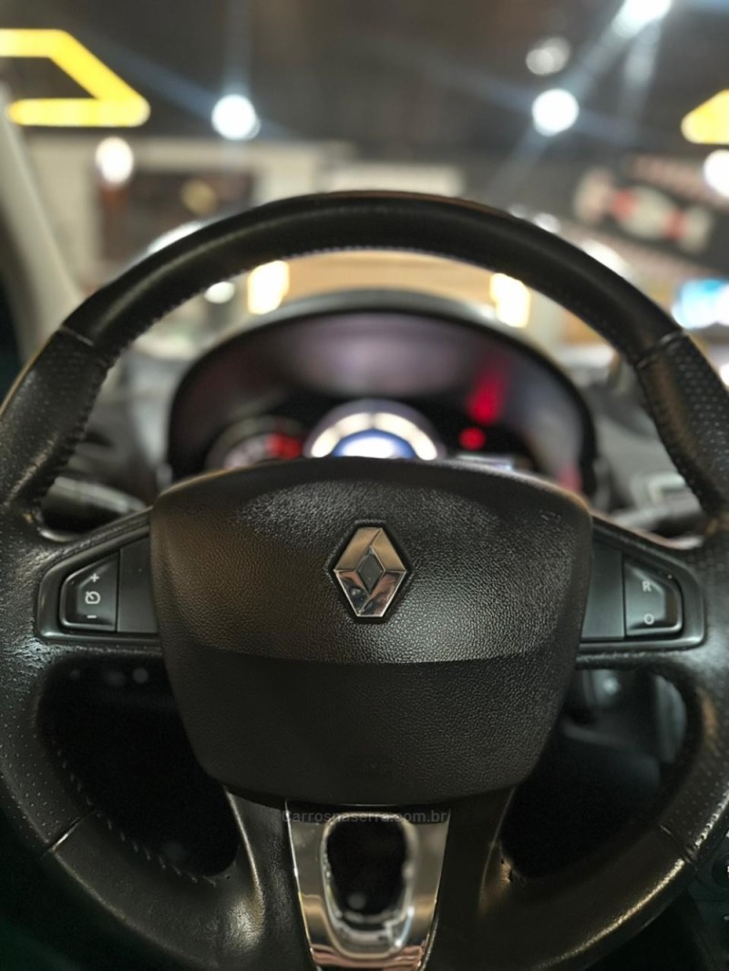 FLUENCE 2.0 DYNAMIQUE 16V FLEX 4P AUTOMÁTICO - 2027 - LAJEADO