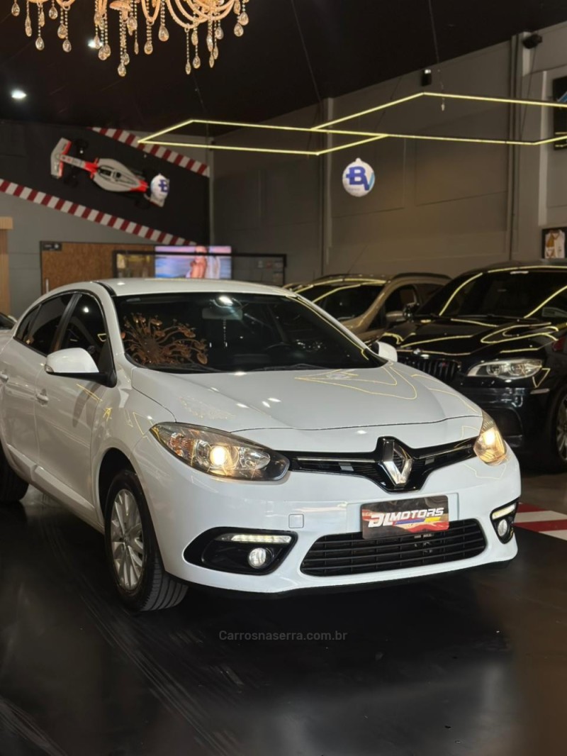 FLUENCE 2.0 DYNAMIQUE 16V FLEX 4P AUTOMÁTICO - 2027 - LAJEADO