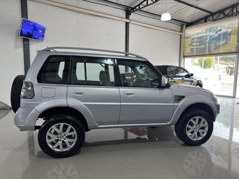 PAJERO TR4 2.0 4X4 16V 140CV FLEX 4P MANUAL - 2011 - CAXIAS DO SUL