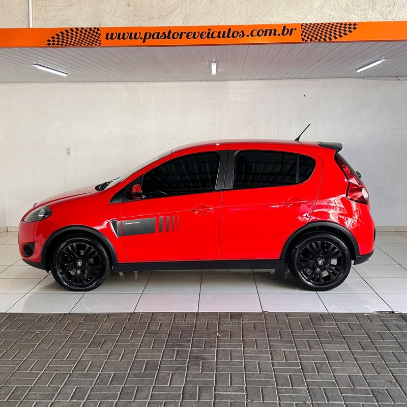 PALIO 1.6 MPI SPORTING 16V FLEX 4P MANUAL - 2014 - VACARIA