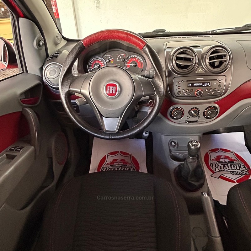 PALIO 1.6 MPI SPORTING 16V FLEX 4P MANUAL - 2014 - VACARIA