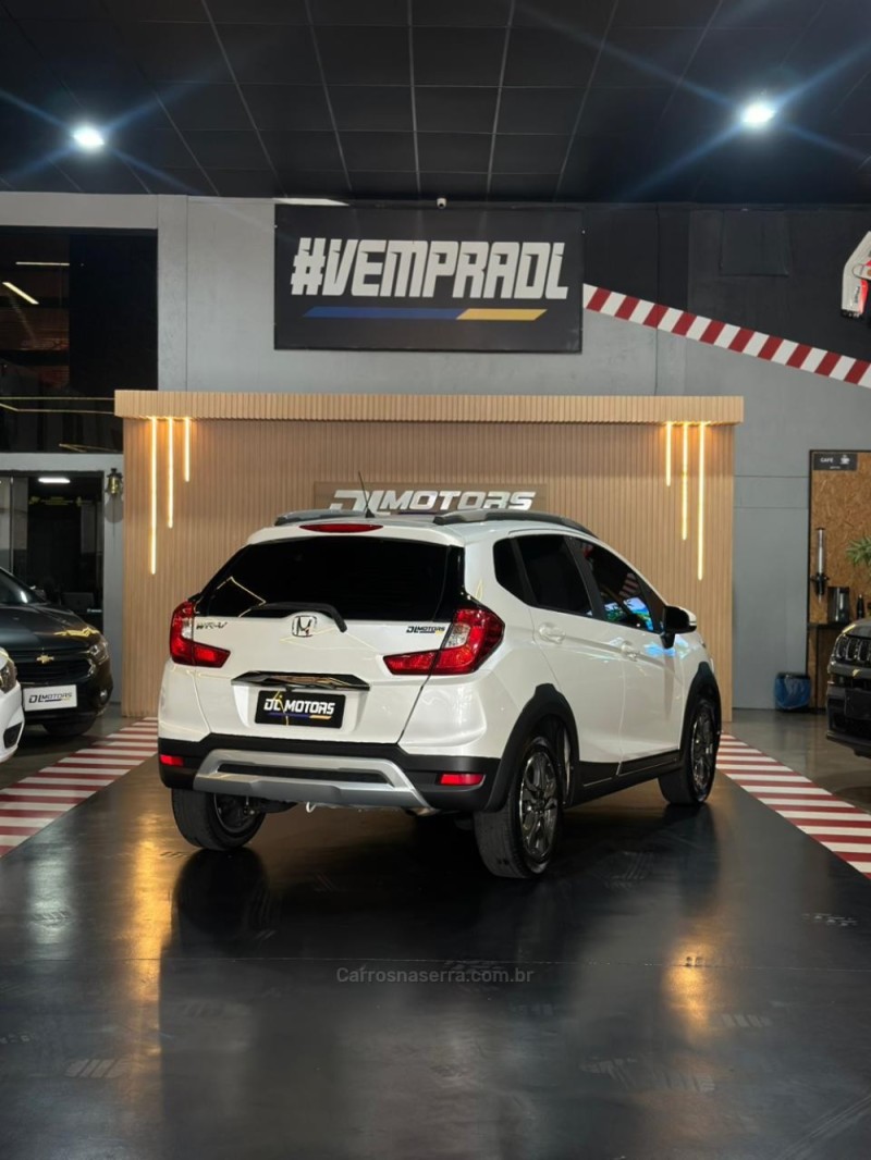 WRV 1.5 16V FLEXONE EX CVT - 2018 - LAJEADO