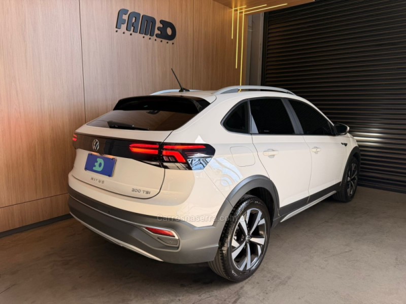 NIVUS 1.0 TSI HIGHLINE FLEX 4P AUTOMÁTICO - 2024 - LAJEADO