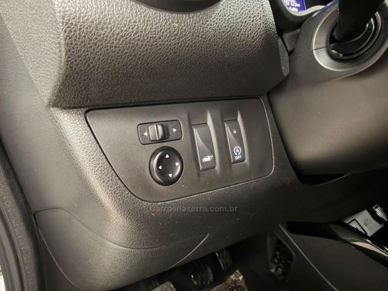 KWID 1.0 12V SCE FLEX INTENSE MANUAL - 2023 - CAXIAS DO SUL