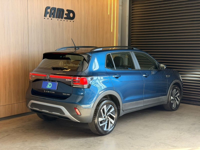 T-CROSS 1.0 COMFORTLINE TSI FLEX 4P AUTOMÁTICO - 2024 - LAJEADO