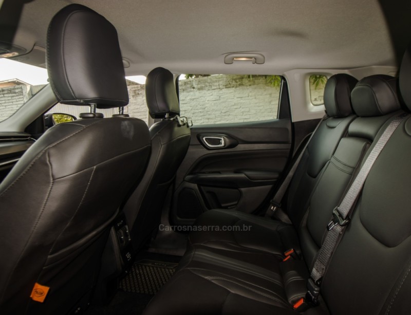 COMPASS 1.3 SPORT T270 16V TURBO FLEX 4P AUTOMÁTICO - 2025 - NOVO HAMBURGO