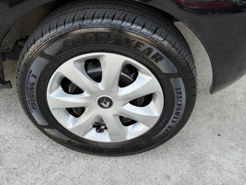 CLIO 1.0 EXPRESSION 16V FLEX 4P MANUAL - 2015 - CAXIAS DO SUL