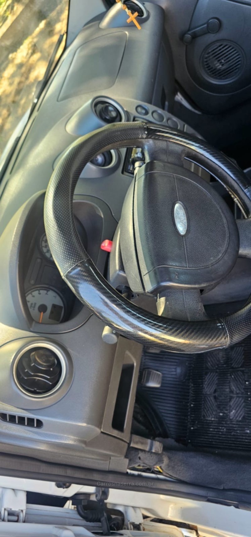 FIESTA 1.0 MPI 8V GASOLINA 4P MANUAL - 2004 - IVOTI