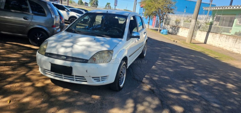 fiesta 1.0 mpi 8v gasolina 4p manual 2004 ivoti