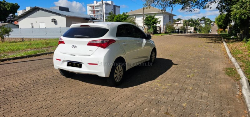 HB20 1.6 COMFORT 16V FLEX 4P MANUAL - 2014 - IVOTI