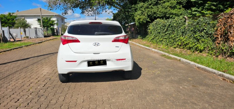 HB20 1.6 COMFORT 16V FLEX 4P MANUAL - 2014 - IVOTI