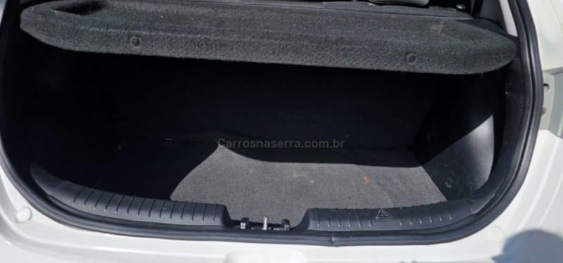 HB20 1.6 COMFORT 16V FLEX 4P MANUAL - 2014 - IVOTI