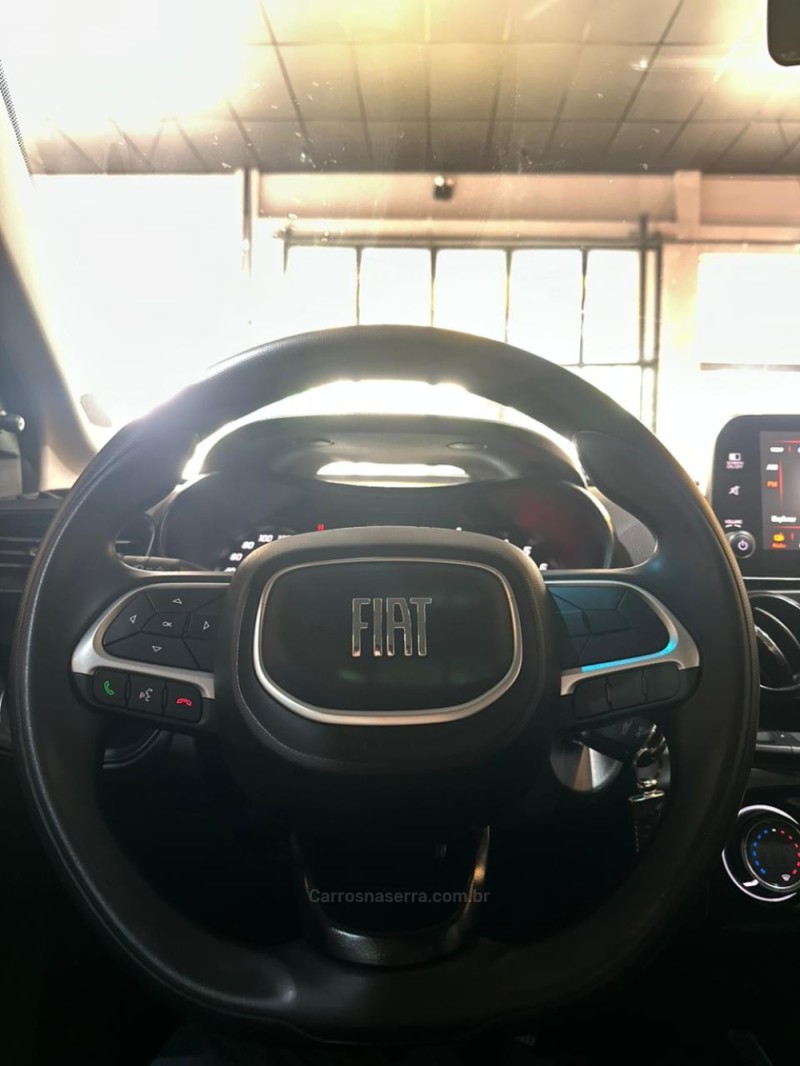 ARGO 1.0 DRIVE 6V FLEX 4P MANUAL - 2023 - LAJEADO