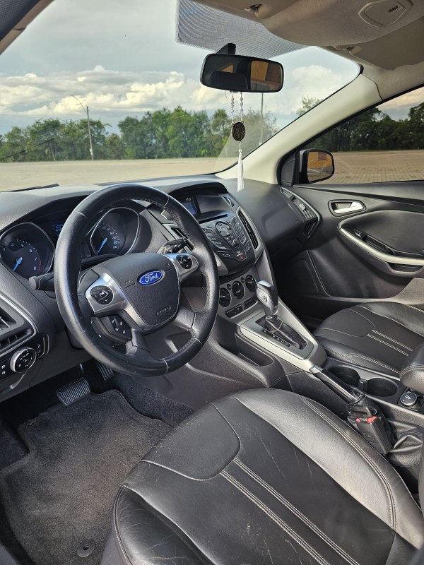 FOCUS 1.6 SE 16V FLEX 4P AUTOMÁTICO - 2015 - ANTôNIO PRADO