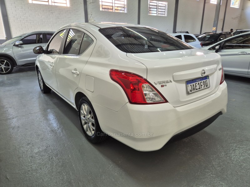 VERSA 1.6 16V FLEX SV 4P MANUAL - 2020 - GARIBALDI