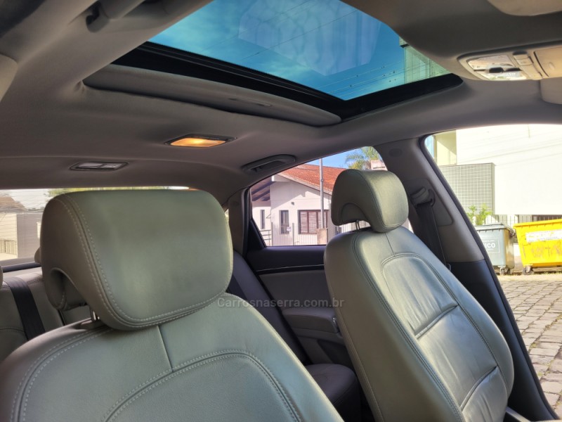 AZERA 3.3 MPFI GLS SEDAN V6 24V GASOLINA 4P AUTOMÁTICO - 2011 - FLORES DA CUNHA