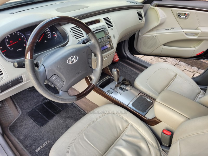 AZERA 3.3 MPFI GLS SEDAN V6 24V GASOLINA 4P AUTOMÁTICO - 2011 - FLORES DA CUNHA