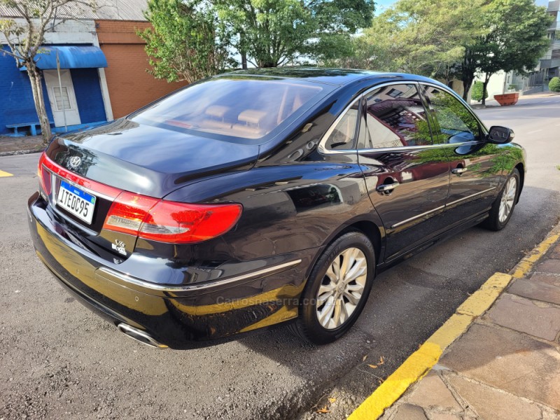 AZERA 3.3 MPFI GLS SEDAN V6 24V GASOLINA 4P AUTOMÁTICO - 2011 - FLORES DA CUNHA