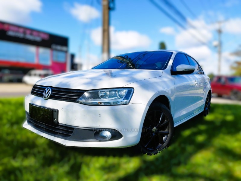 JETTA 2.0 COMFORTLINE FLEX 4P TIPTRONIC - 2012 - NOVO HAMBURGO