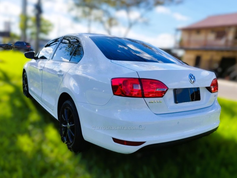 JETTA 2.0 COMFORTLINE FLEX 4P TIPTRONIC - 2012 - NOVO HAMBURGO