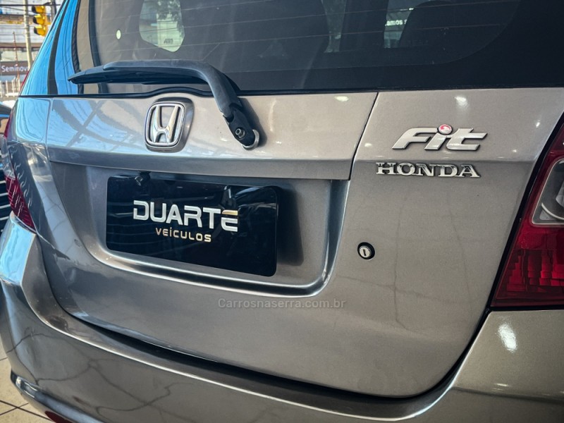 FIT 1.4 LX 8V FLEX 4P MANUAL - 2004 - PORTO ALEGRE