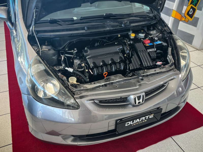 FIT 1.4 LX 8V FLEX 4P MANUAL - 2004 - PORTO ALEGRE