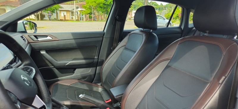 VIRTUS 1.0 200 TSI HIGHLINE AUTOMÁTICO - 2023 - CANELA