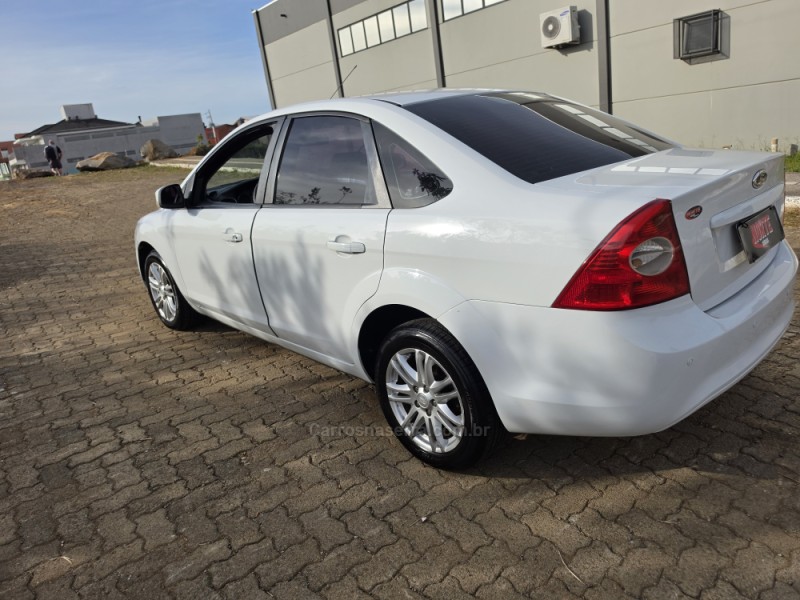 FOCUS 2.0 GLX SEDAN 16V FLEX 4P AUTOMÁTICO - 2012 - BENTO GONçALVES