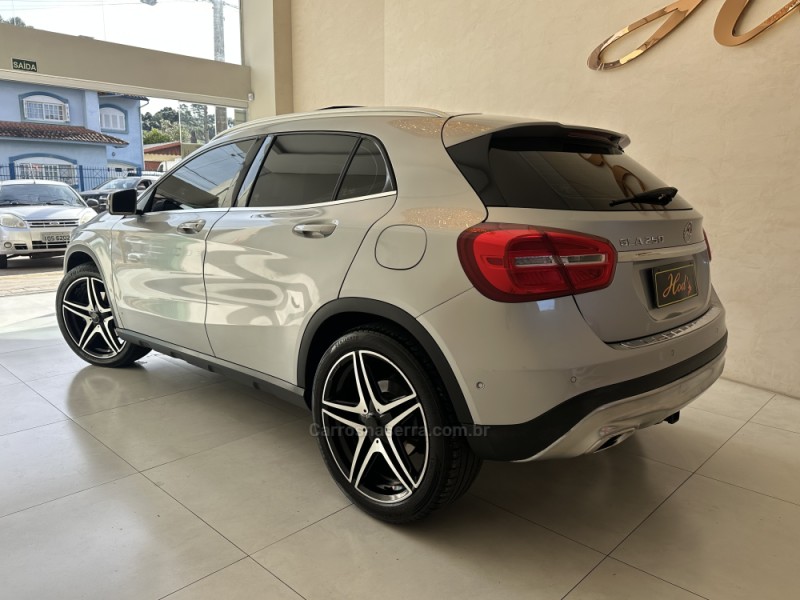 GLA 250 2.0 SPORT 16V TURBO 4X2 4P AUTOMÁTICA - 2016 - CANELA