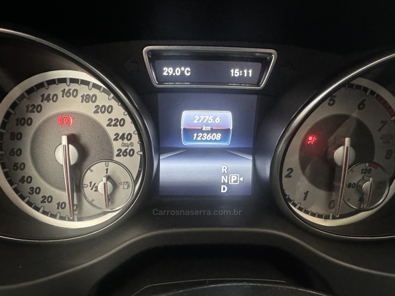 GLA 250 2.0 SPORT 16V TURBO 4X2 4P AUTOMÁTICA - 2016 - CANELA